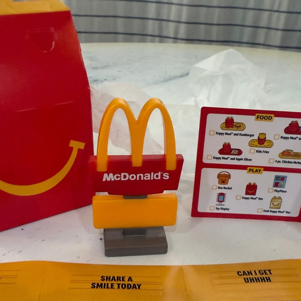 McDonald's Red and Yellow Playset